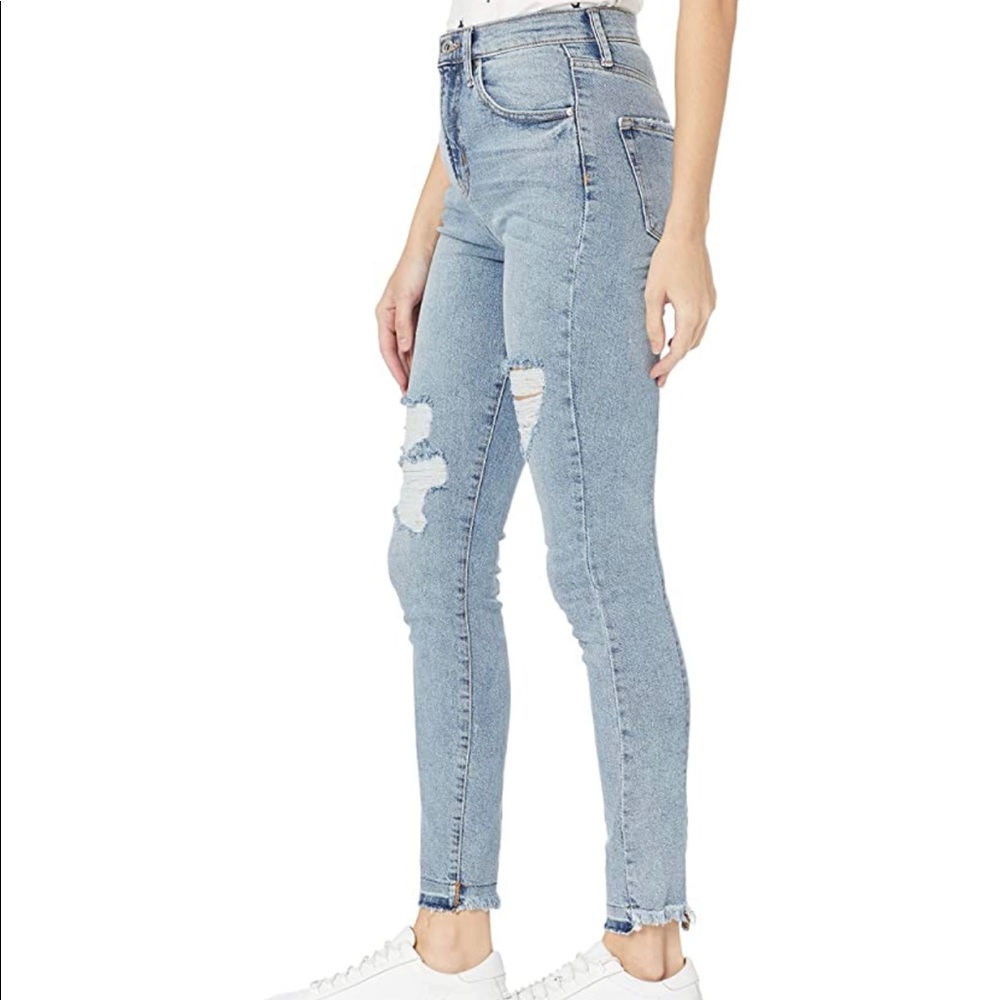 Jessica Simpson Infinite High Rise Slim Jeans NWT - Picture 2 of 4